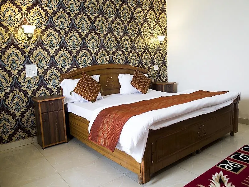 Skyview Holiday Home Pet Friendly Chandigarh Bed & Breakfast