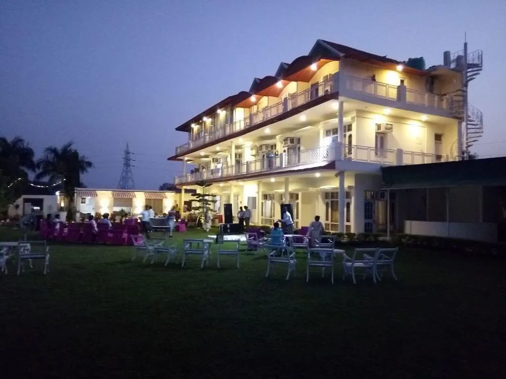 Bed & Breakfast Skyview Holiday Home Pet Friendly Chandigarh