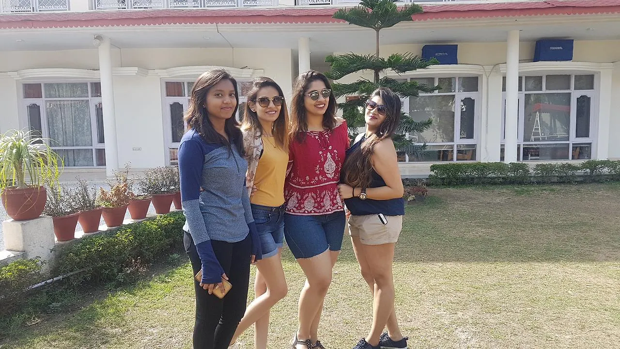 *** Bed & Breakfast Skyview Holiday Home Pet Friendly Chandigarh India